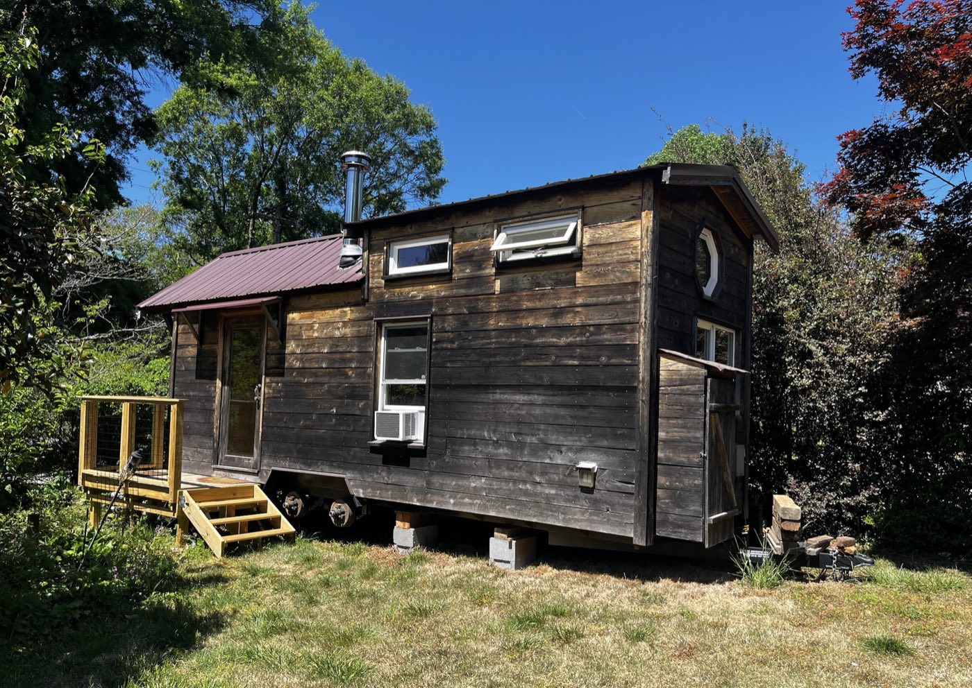 Mayu tiny house exterior